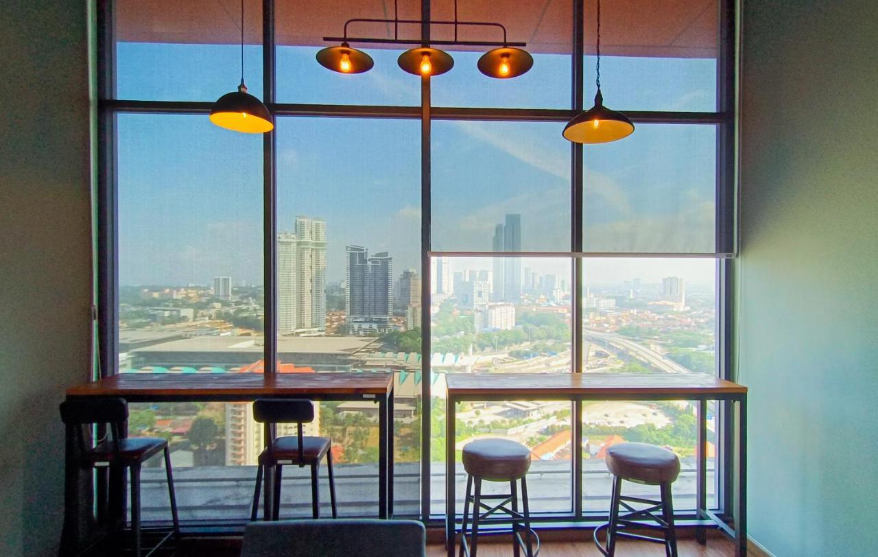 Loft Seaview Near Custom 7 Pax Johor Bahru